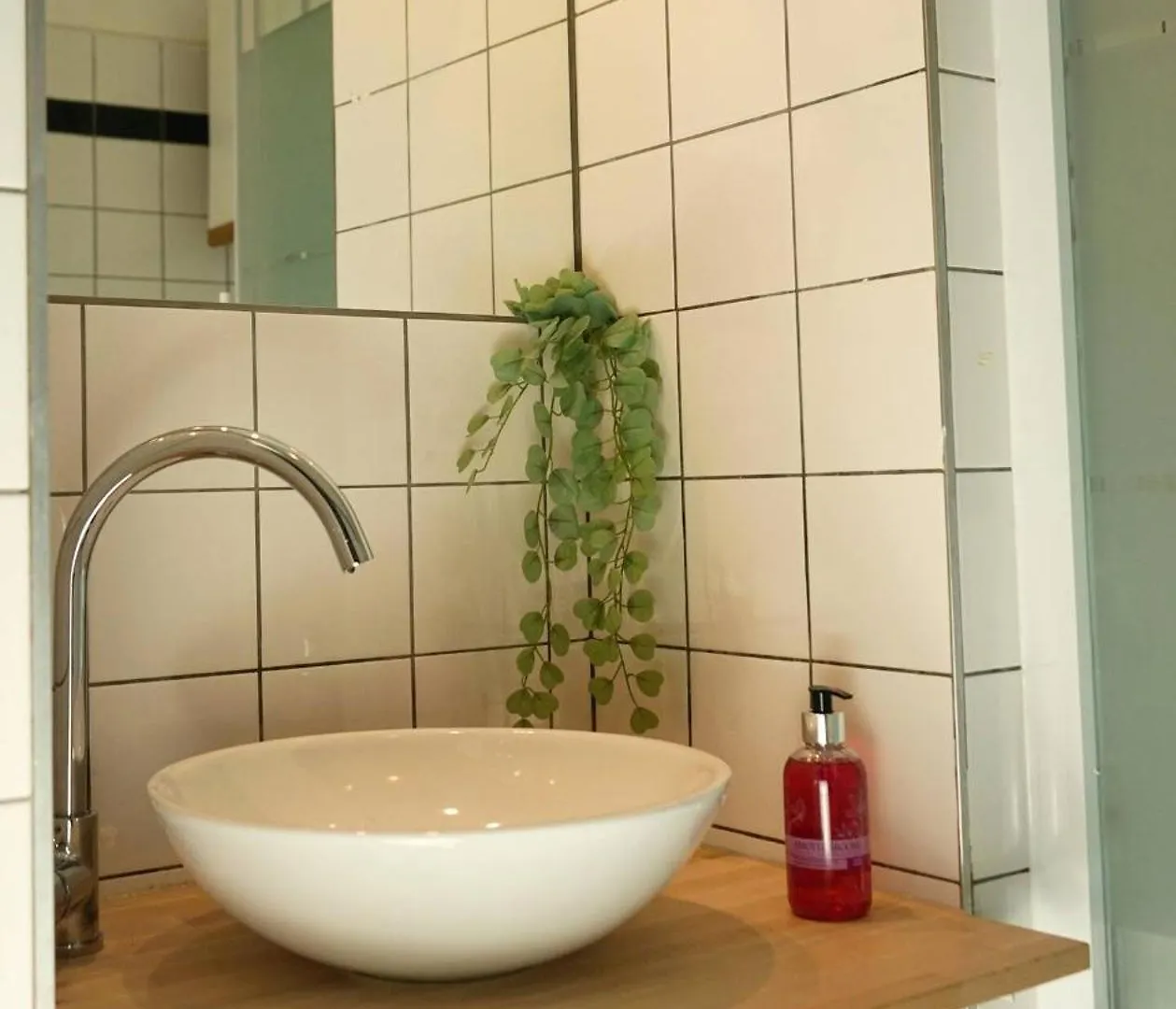 Beautiful Apartments Near Hauptbahnhof Vienna 0*,